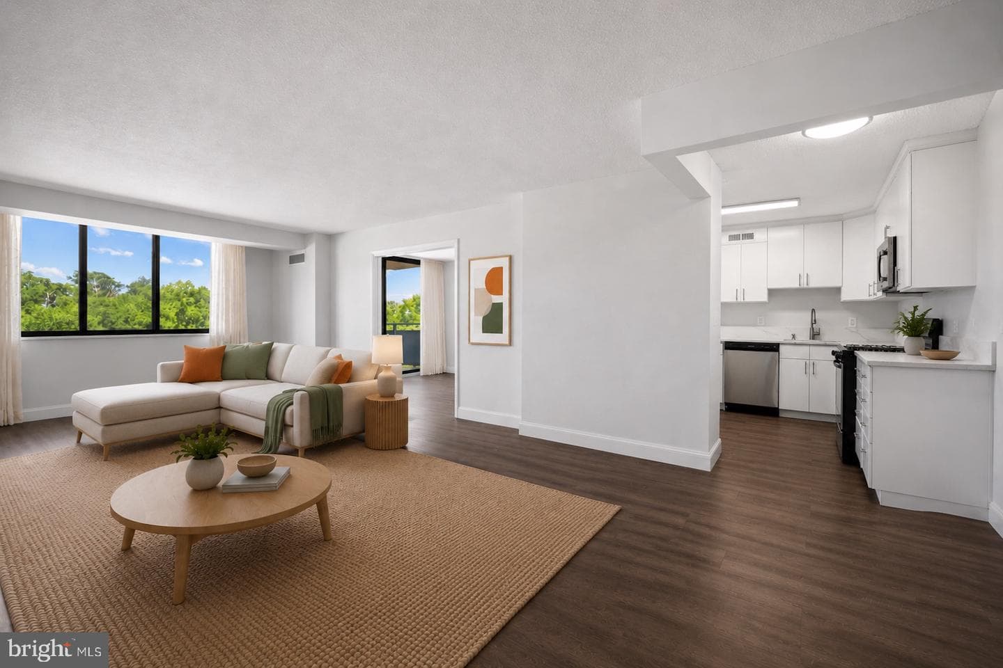 5225 Pooks Hill Rd # 321S photo 3
