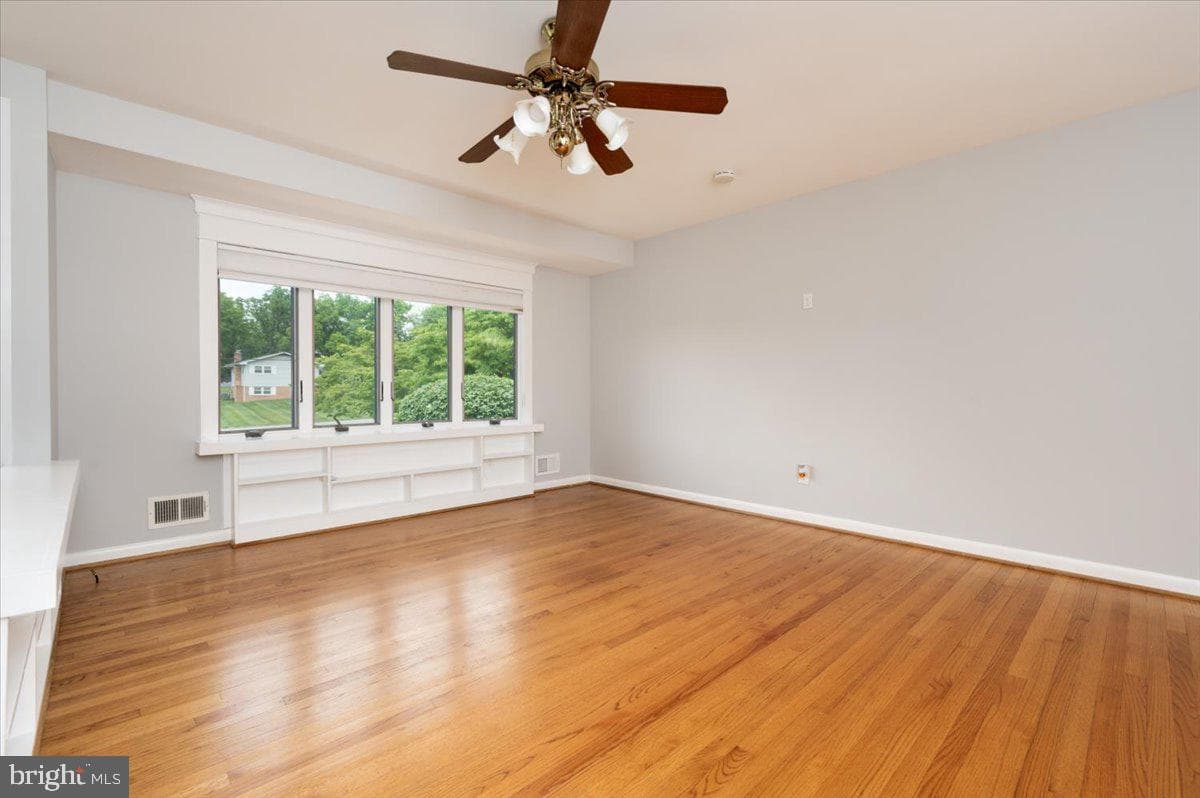 15617 Allnutt Ln photo 9
