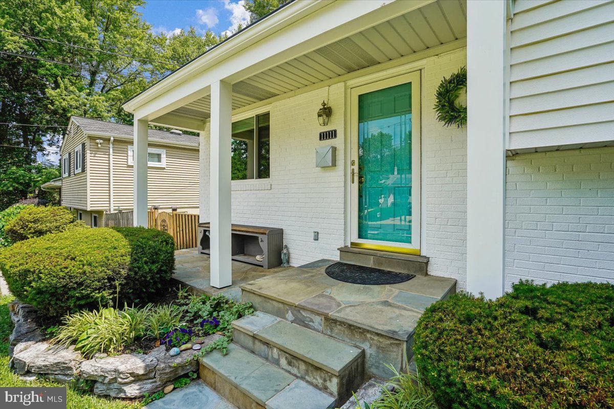 11111 Lund Place photo 2
