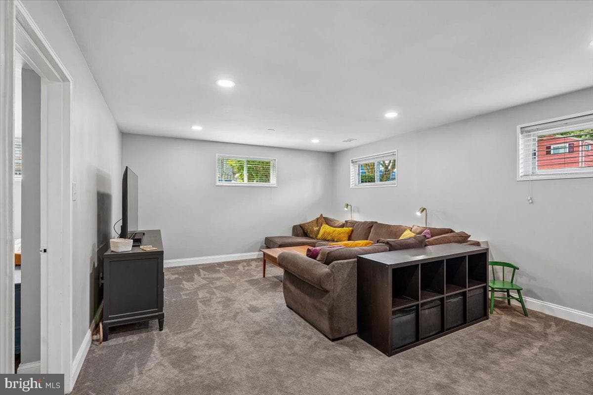 11111 Lund Place photo 23