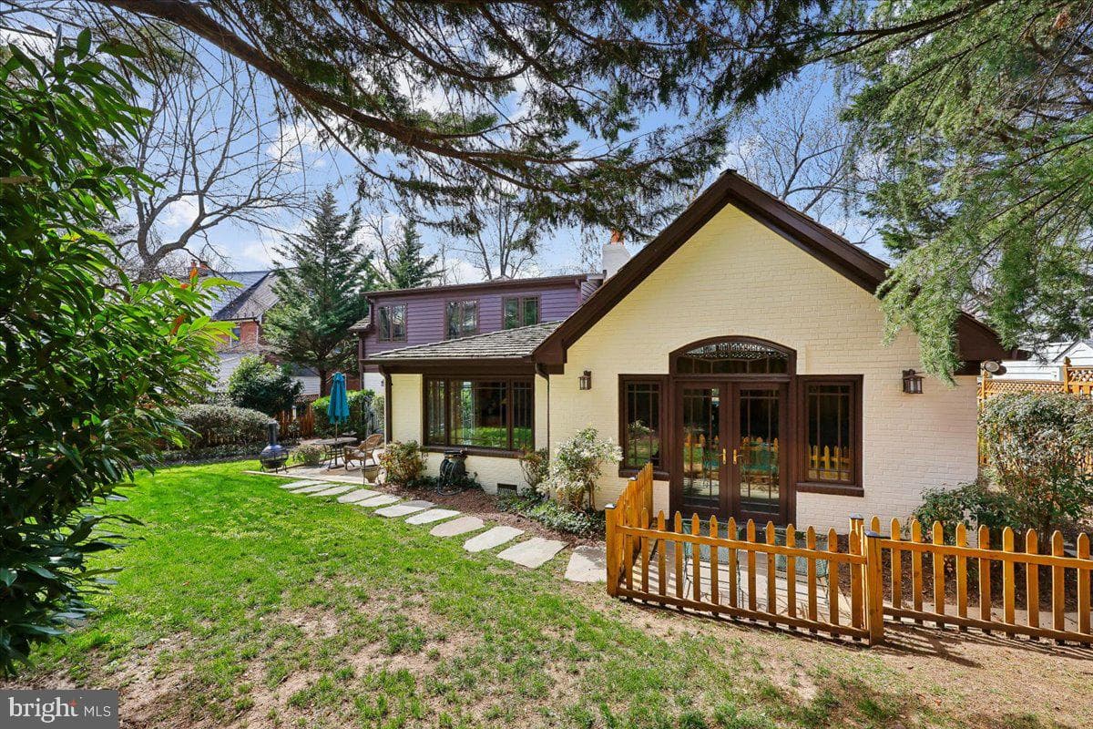 5735 Bradley Boulevard photo 83