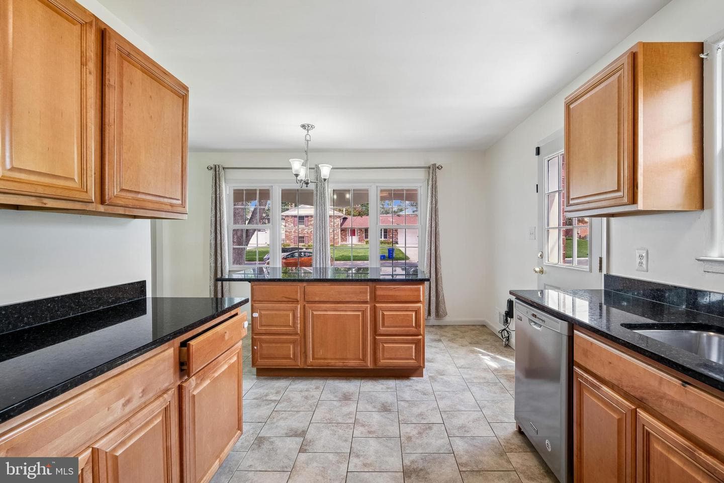 2806 Vixen Lane photo 10