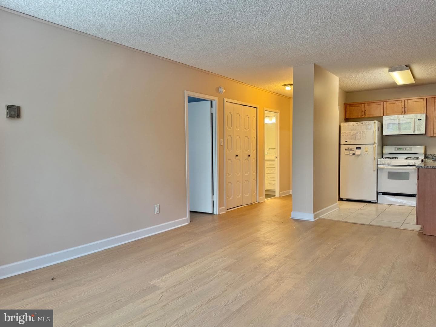 5225 Pooks Hill Road #303s photo 6