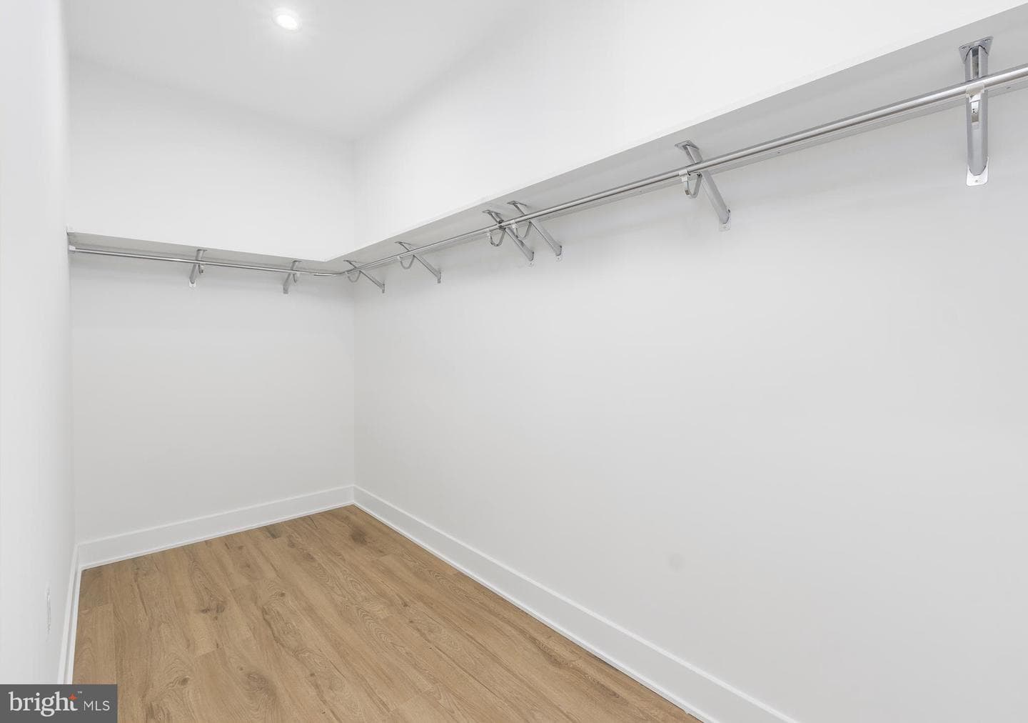 8622 Erdem Pl photo 11