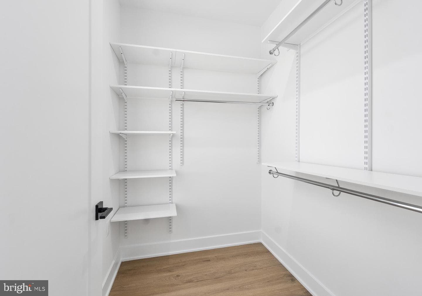 8622 Erdem Pl photo 12