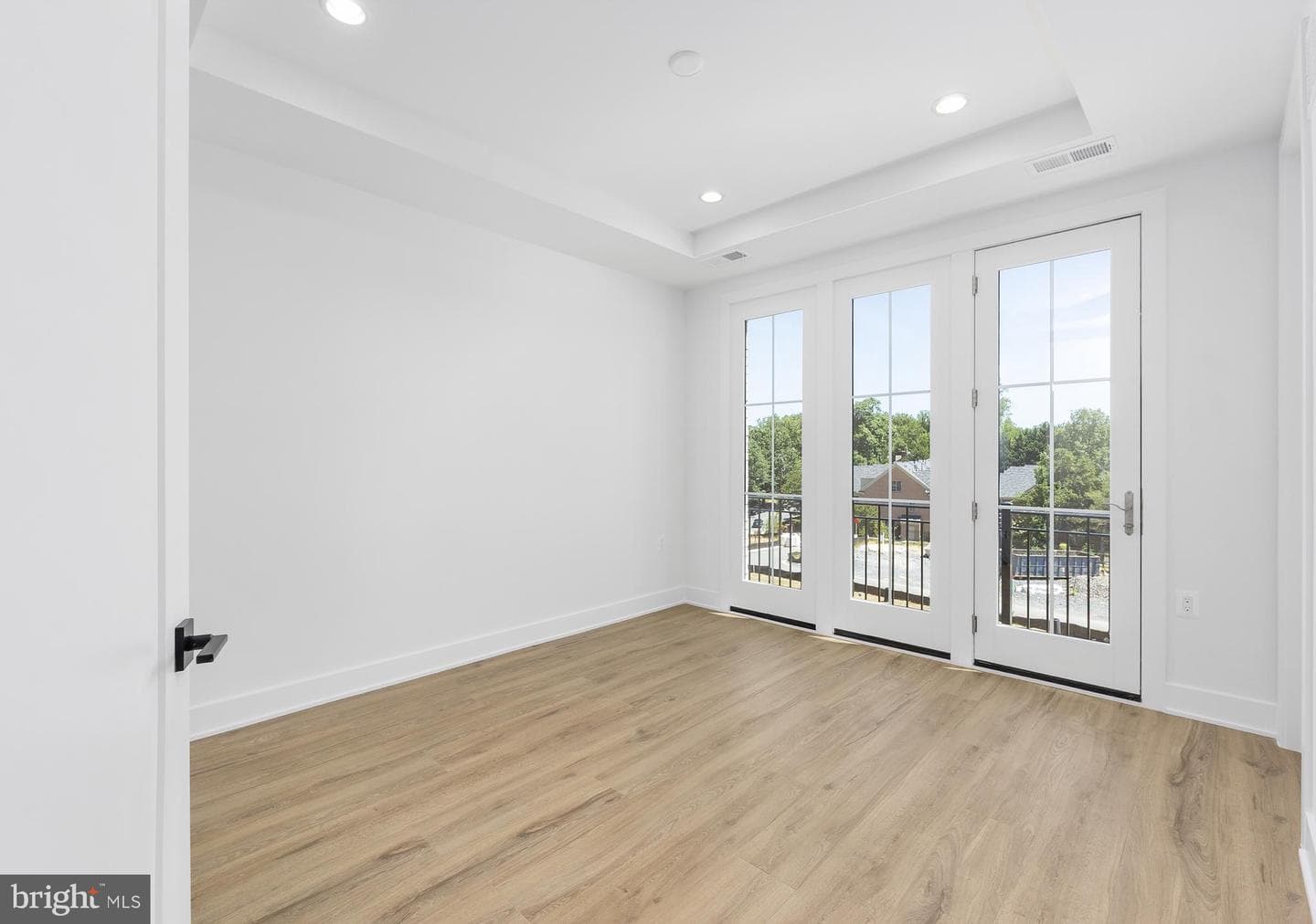 8622 Erdem Pl photo 14