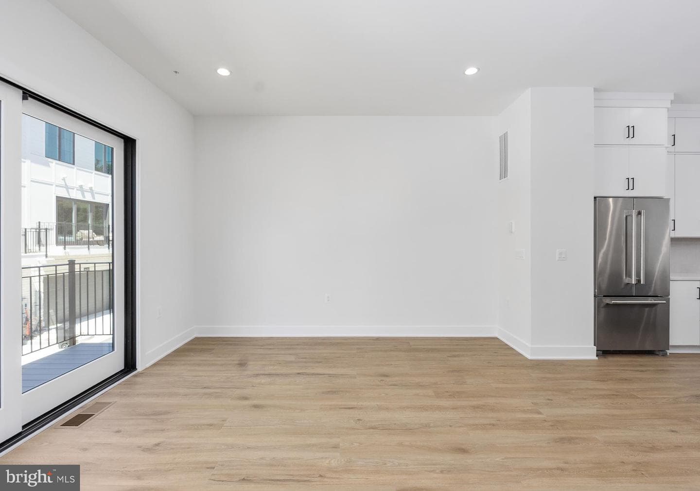 8622 Erdem Pl photo 17