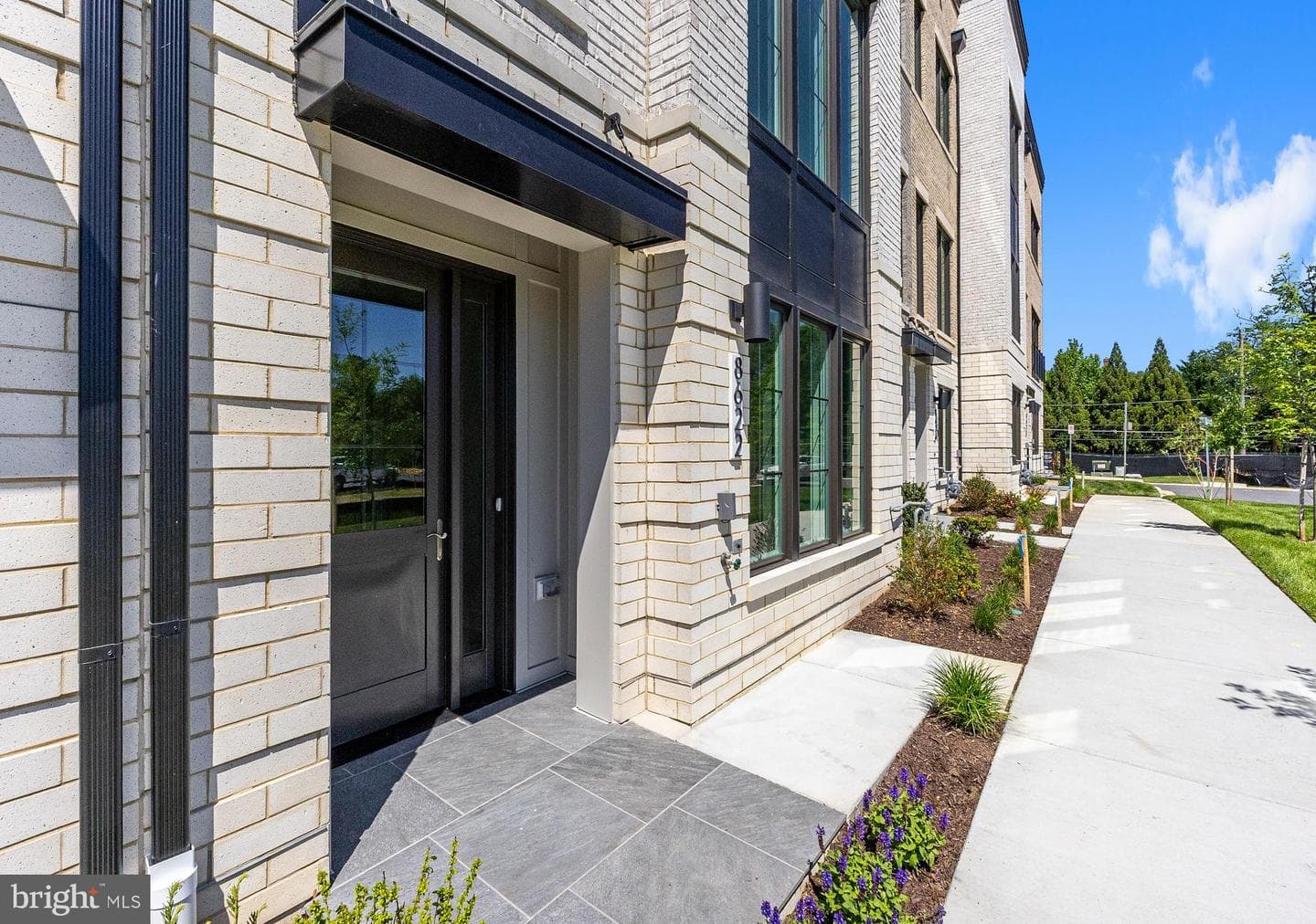 8622 Erdem Pl photo 24