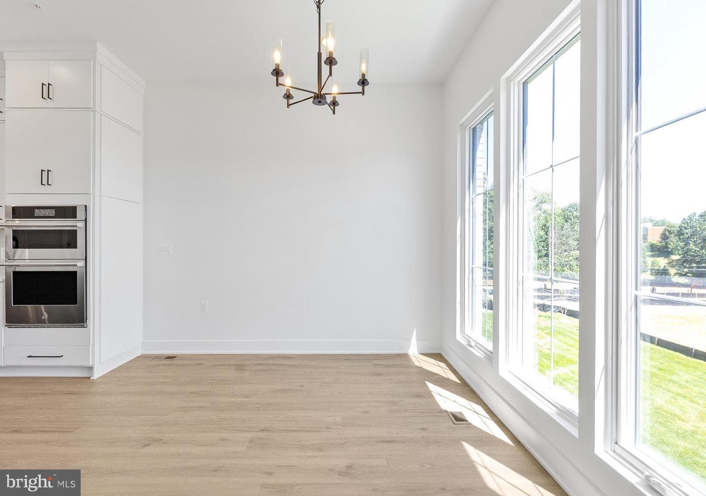 8622 Erdem Pl photo 7