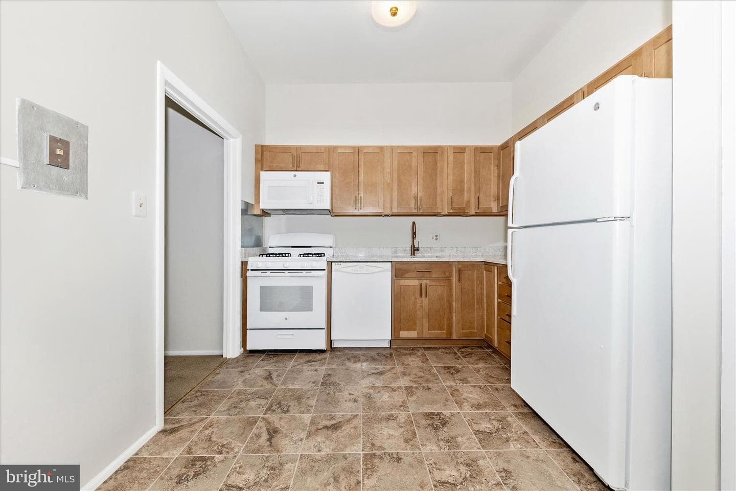 14410 Parkvale Road #6 photo 11