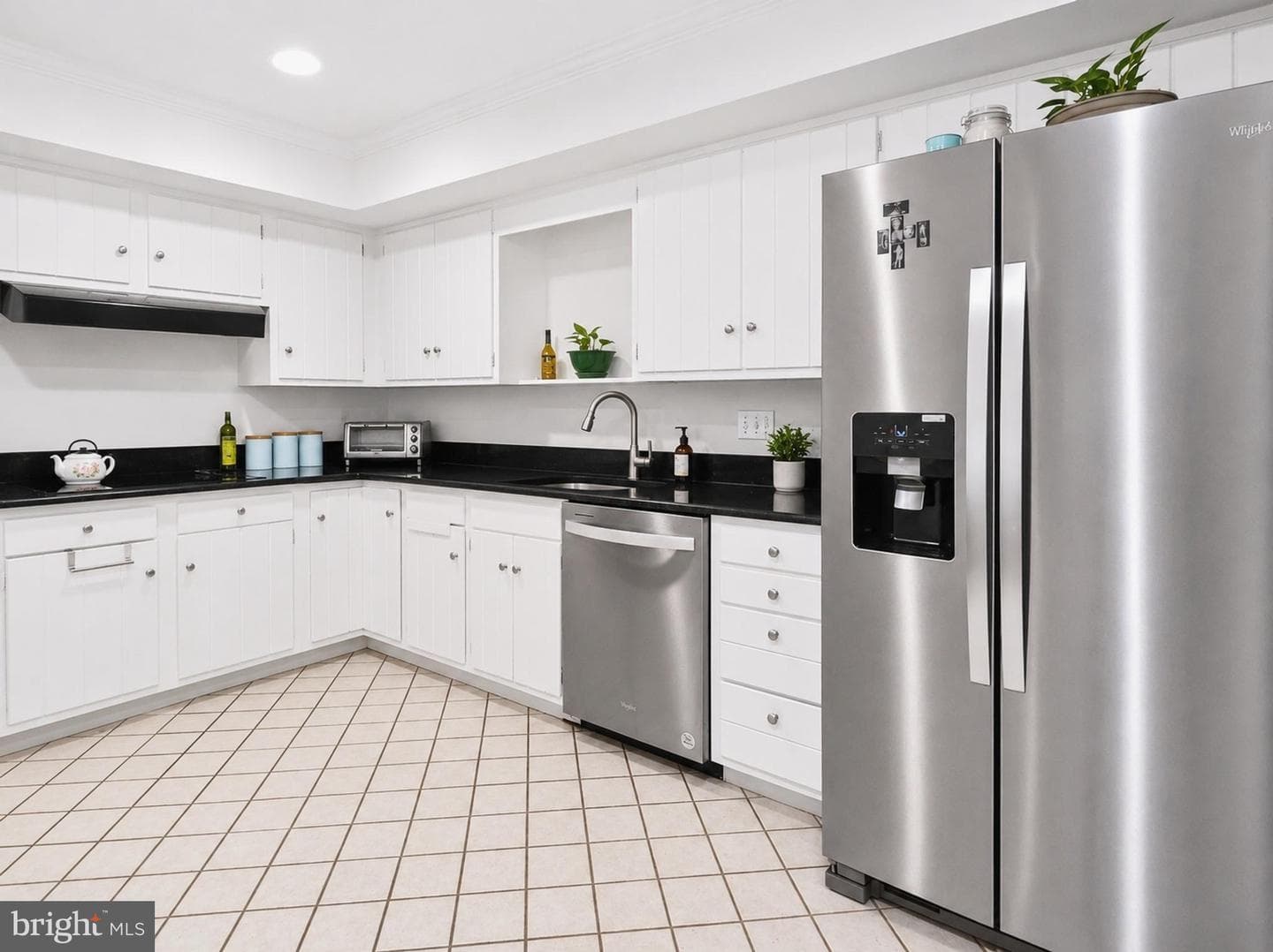 4974 Sentinel Drive #13-304 photo 8