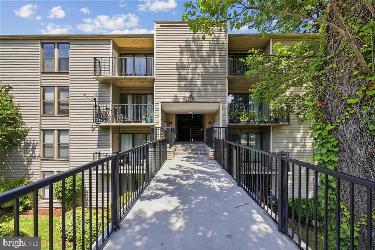 130 Duvall Ln # 197-301, Gaithersburg