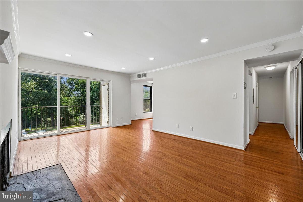 130 Duvall Ln # 197-301, Gaithersburg