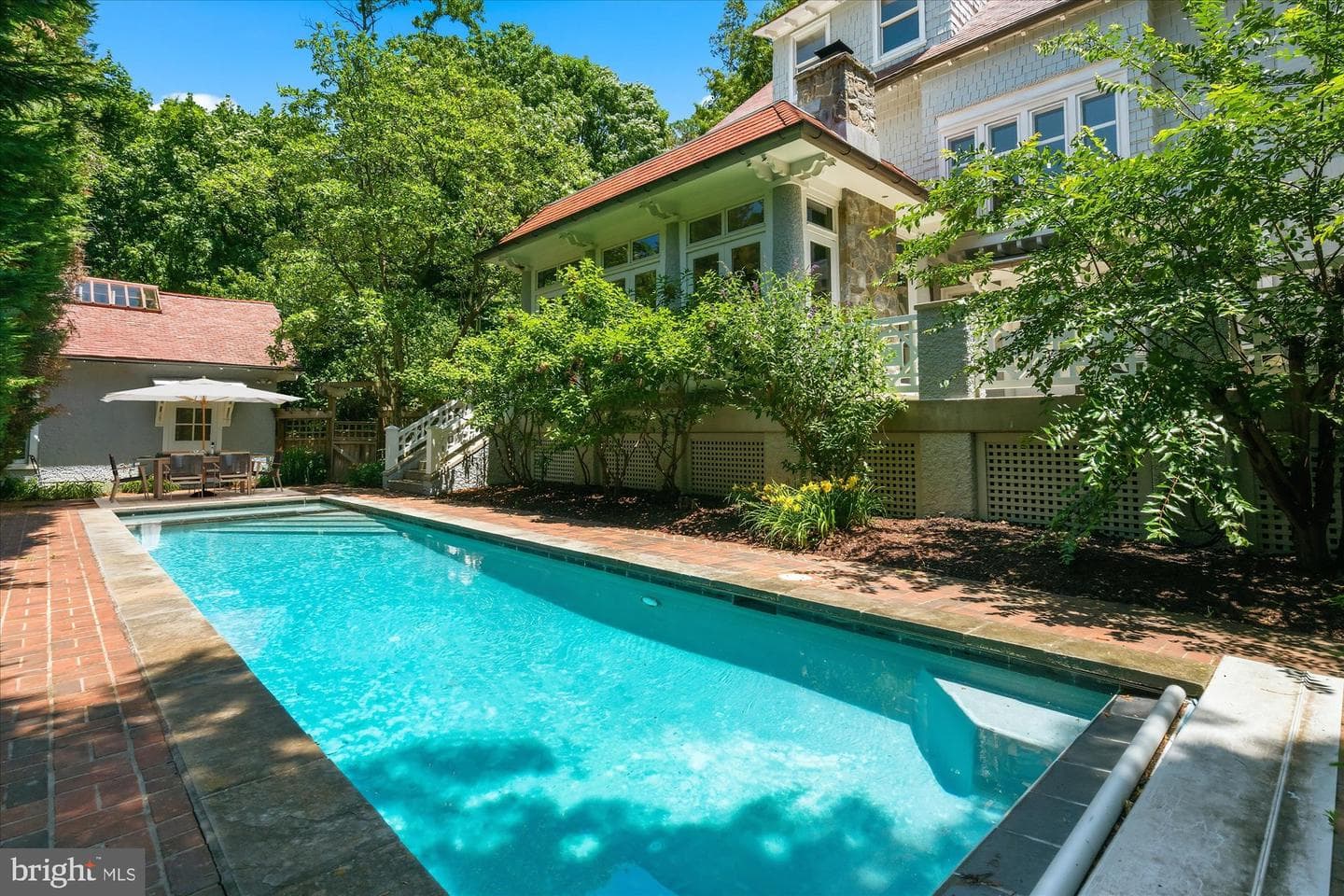5 Chevy Chase Circle photo 4