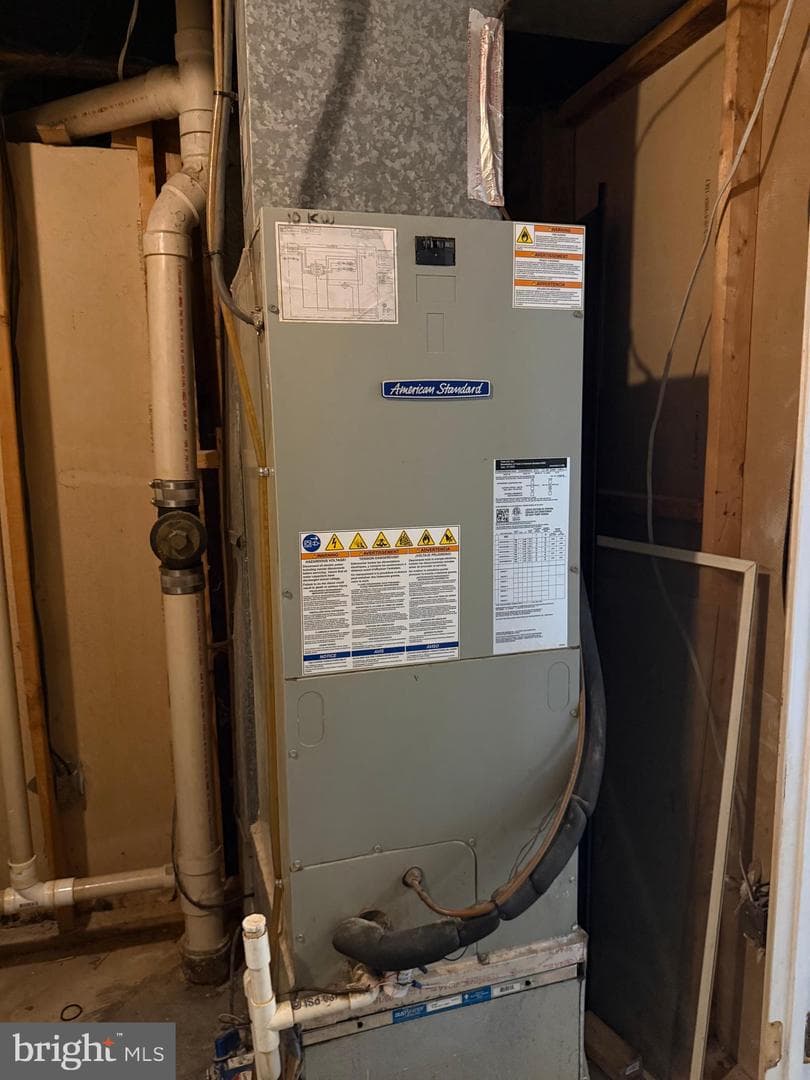 19225 Warrior Brook Dr photo 21