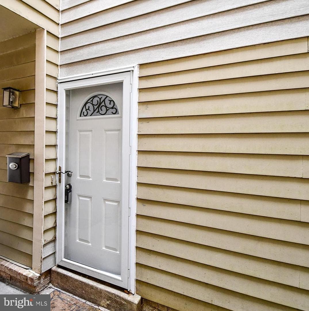 10216 Ridgeline Drive photo 3