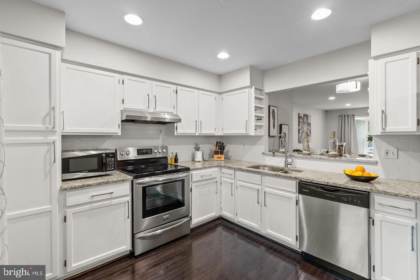 18005 Sunset Lake Court photo 13