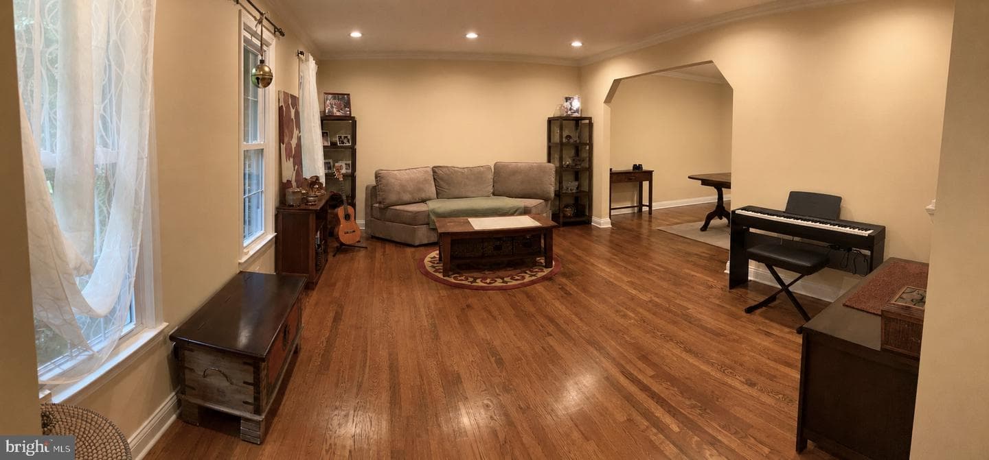 8224 Lakenheath Way photo 5