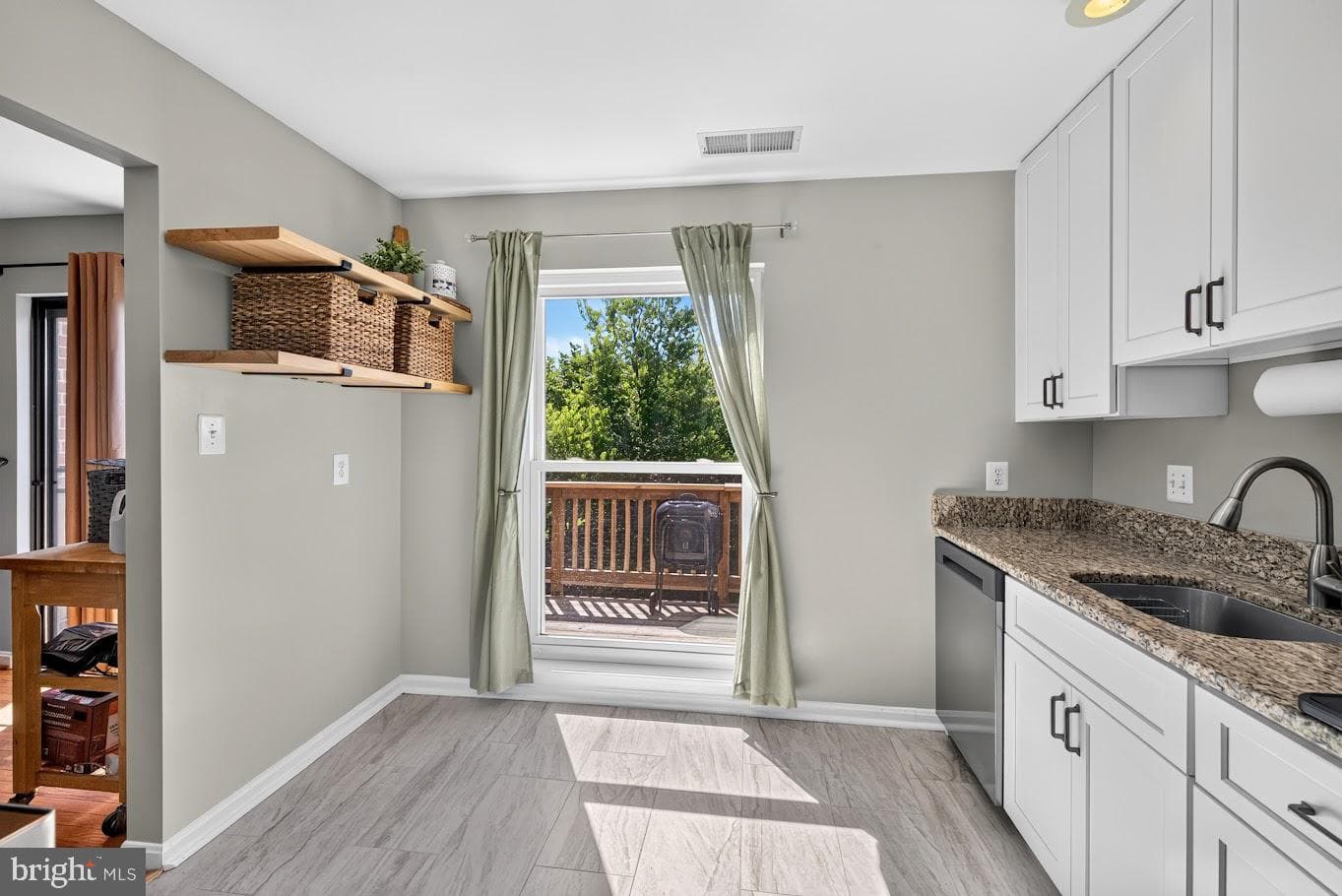 17602 Horizon Place photo 14