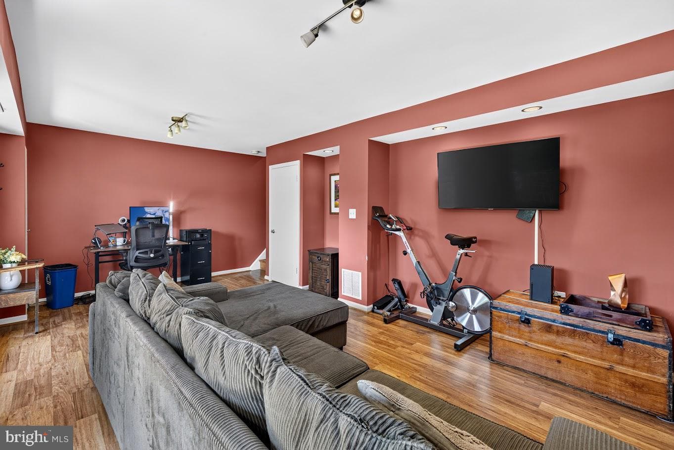 17602 Horizon Place photo 42