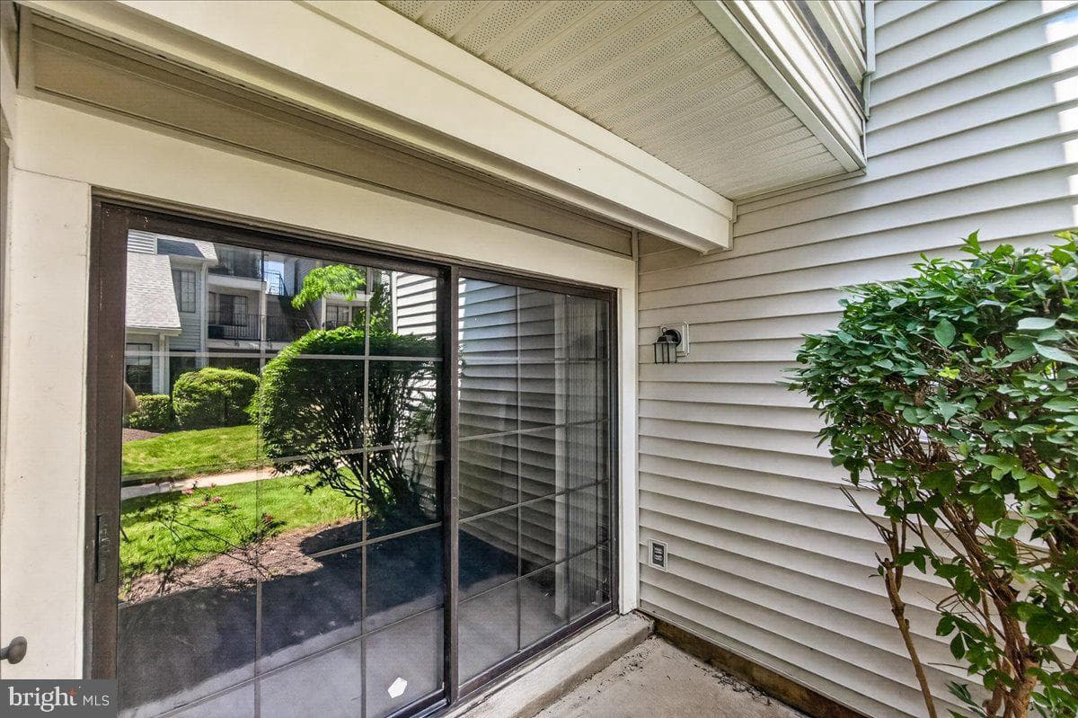 1603 Carriage House Terrace #1603-D photo 3