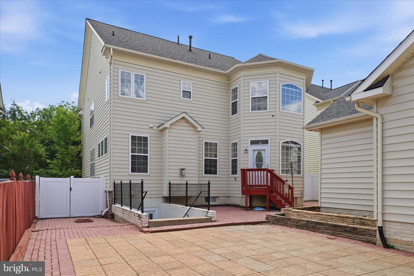 23121 Frederick Road photo 38
