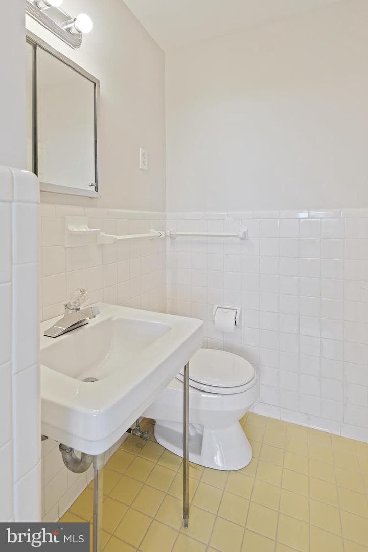 10401 Grosvenor Place #1704 photo 59