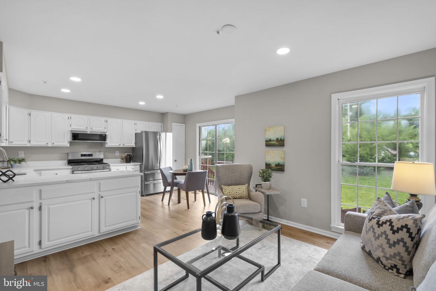 8101 Chelaberry Court photo 15