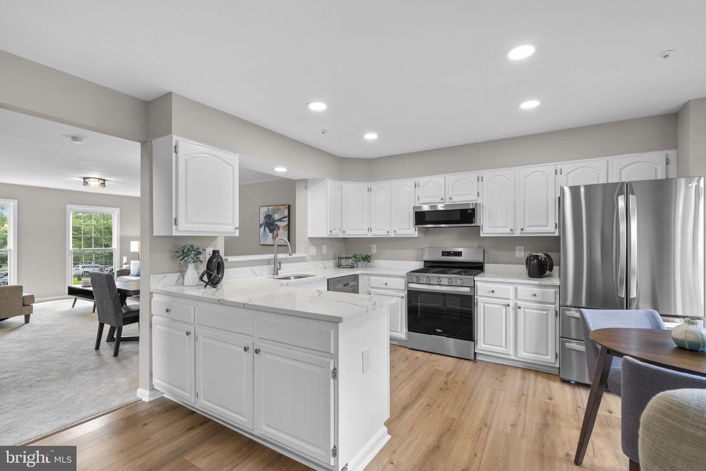 8101 Chelaberry Court photo 16