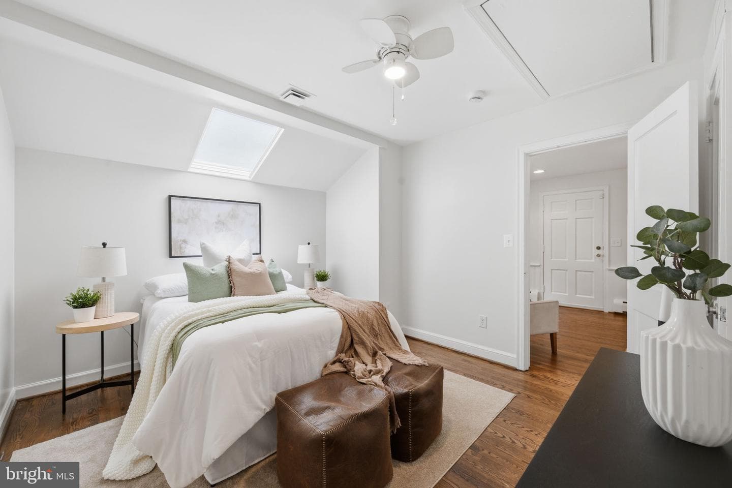 8703 Reading Road photo 13