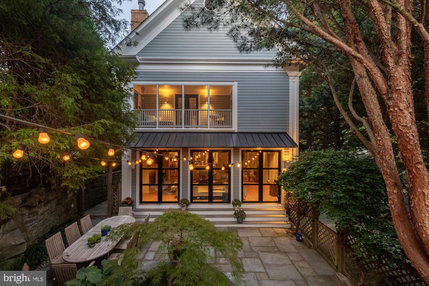 10914 Montrose Avenue photo 49