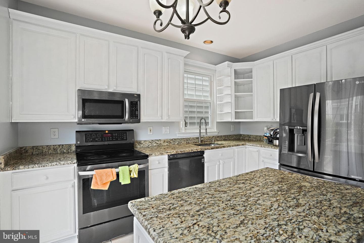 8612 Castlebar Way photo 10