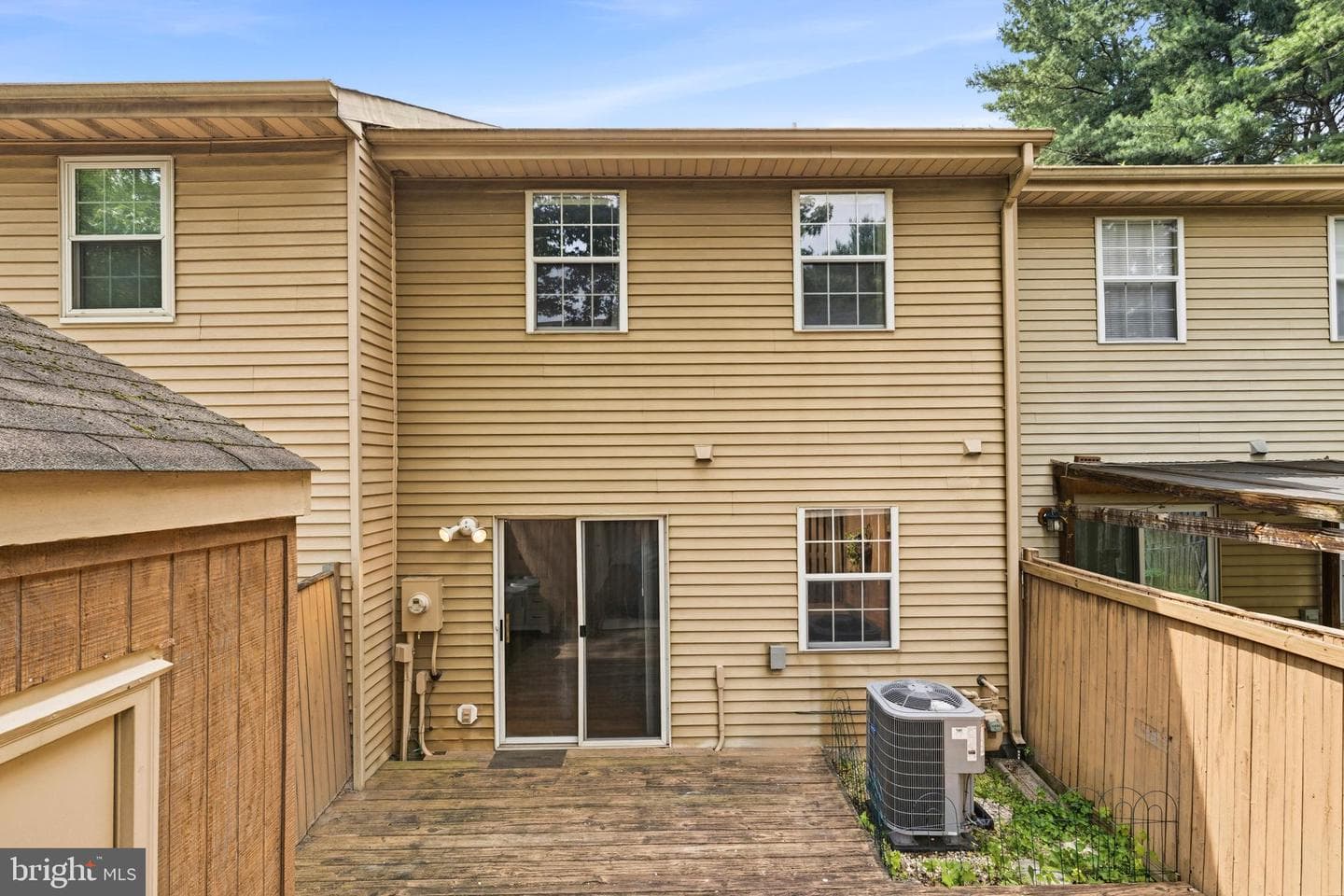15711 Ambiance Drive photo 29