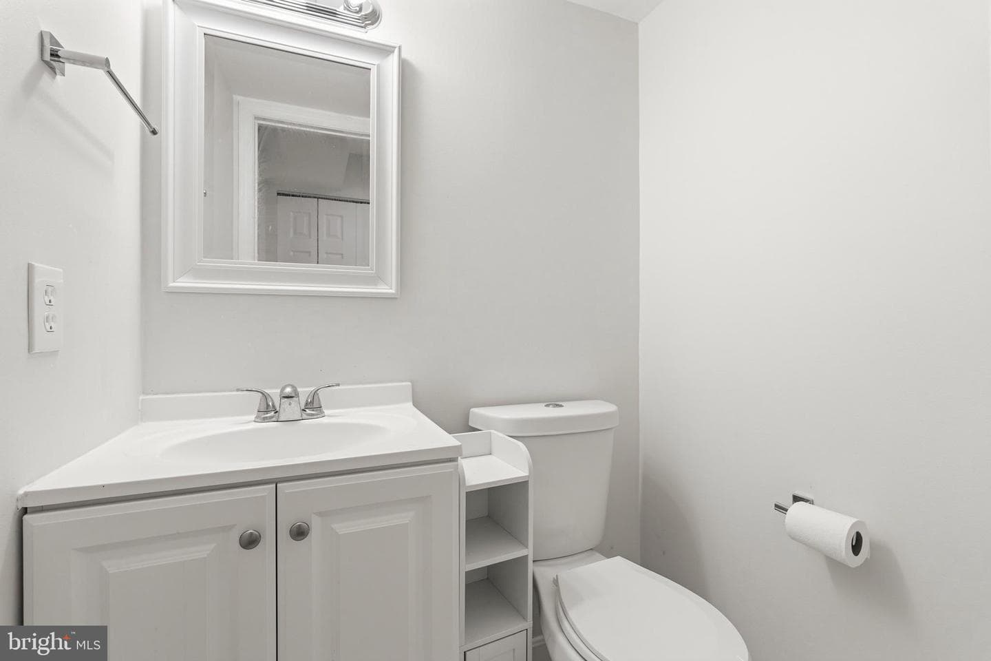 15711 Ambiance Drive photo 7
