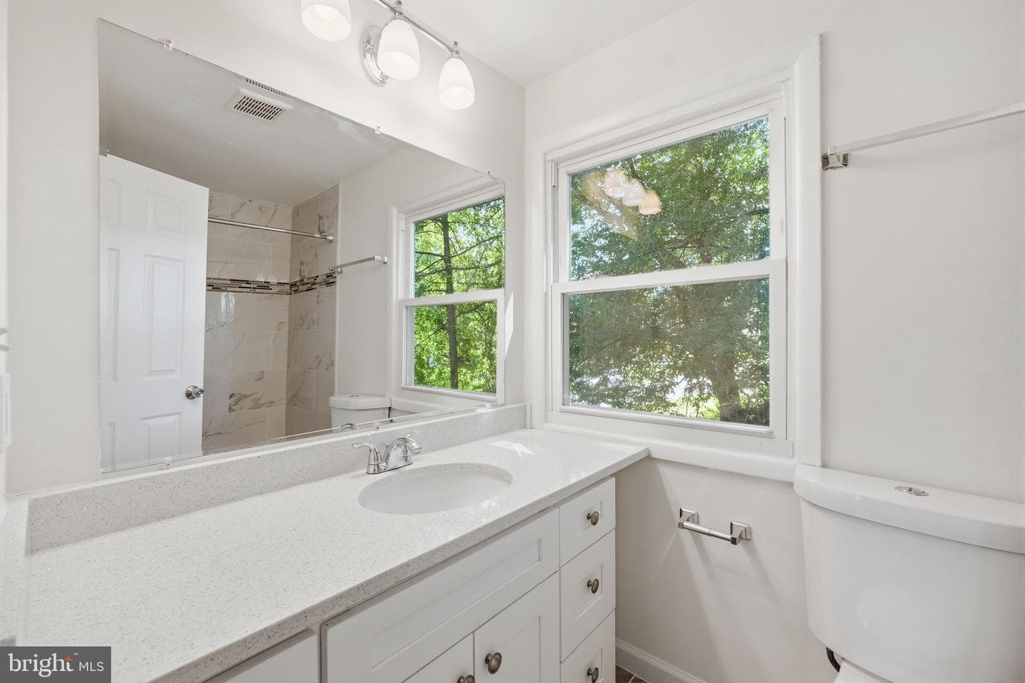 10617 Gatewood Avenue photo 29