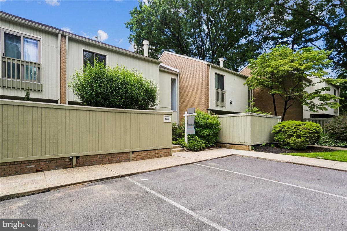 5222 Pooks Hill Road #E-31 photo 54