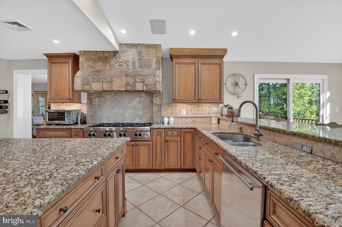 9701 Overlea Drive photo 5