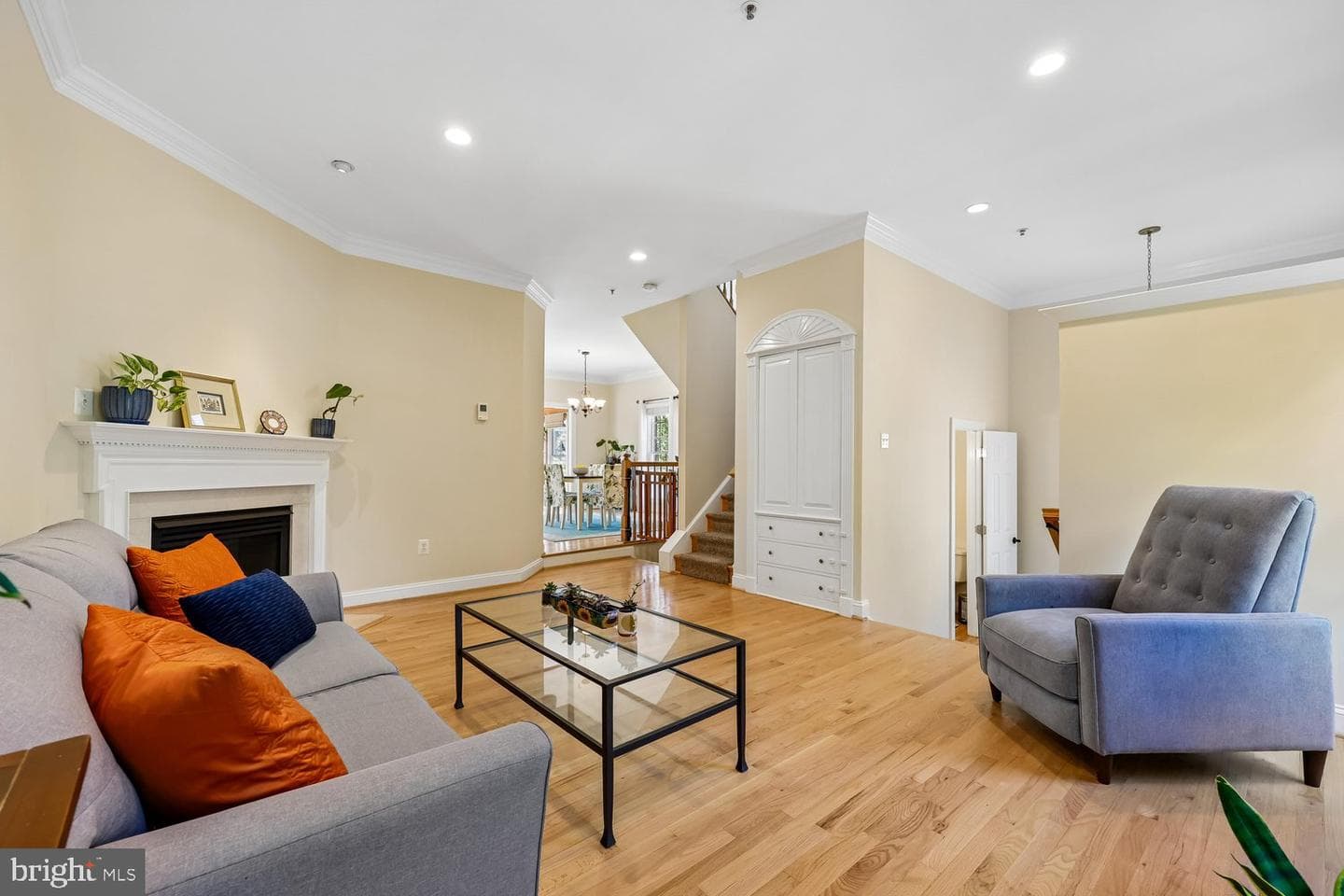 211 Chestertown Street photo 9