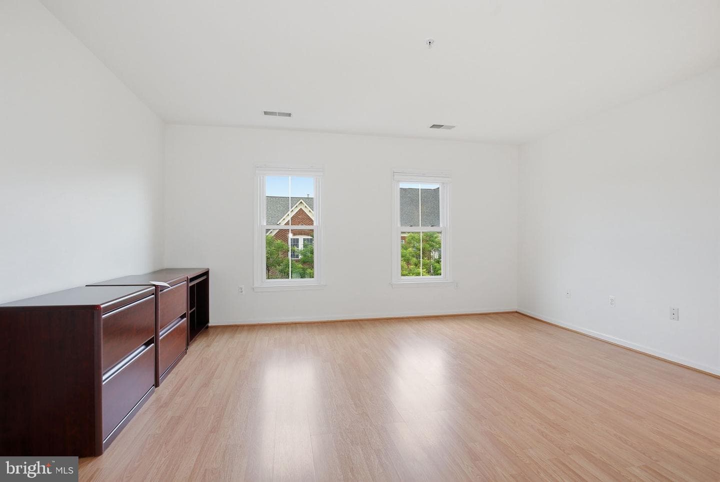 1120 Crestfield Drive photo 27