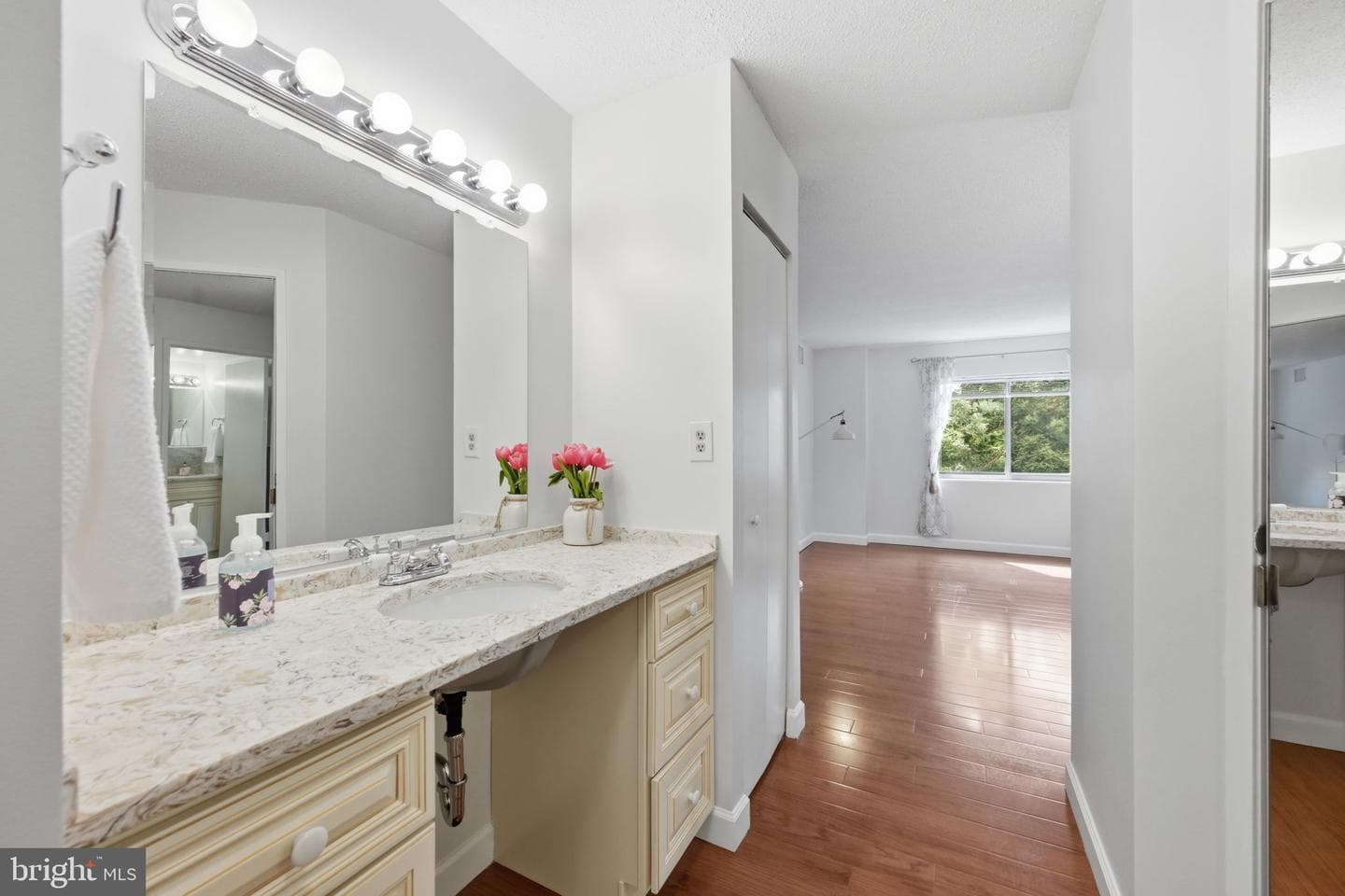 15100 Interlachen Drive #4-124 photo 13