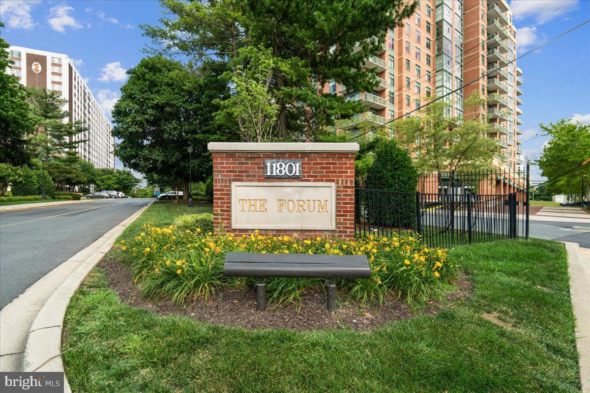 11801 Rockville Pik #212 photo 49