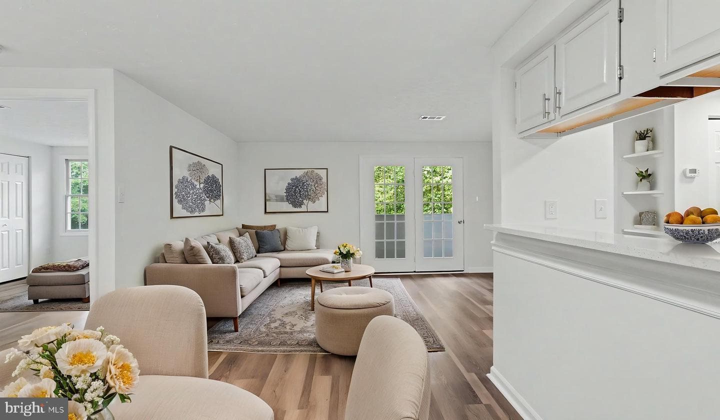 12209 Saint Peter Court #E, Germantown