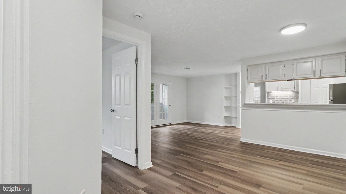 12209 Saint Peter Court #E photo 3