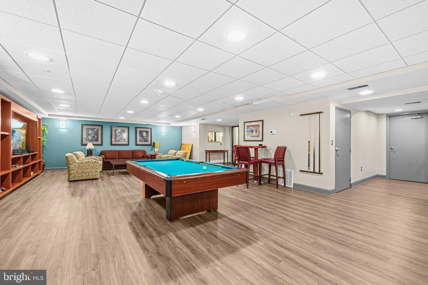 7915 Eastern Ave # 1209 photo 32