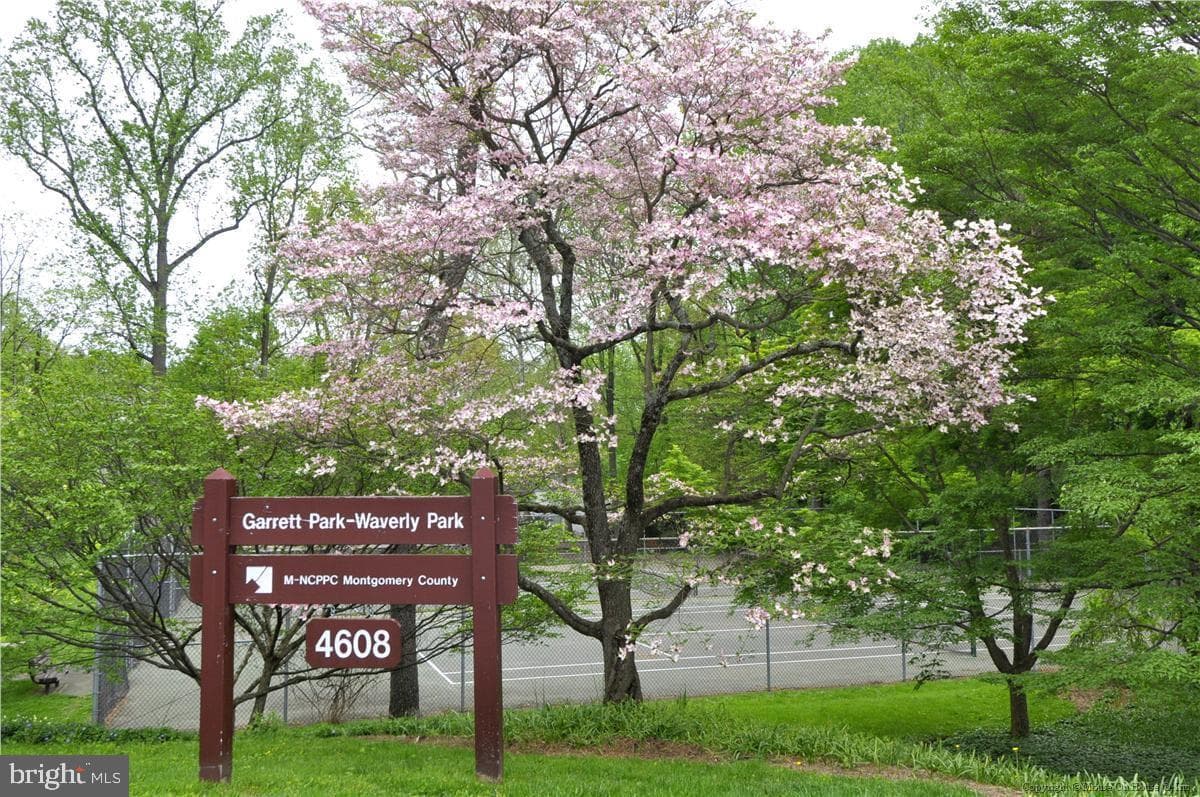 11801 Rockville Pik #910 photo 43