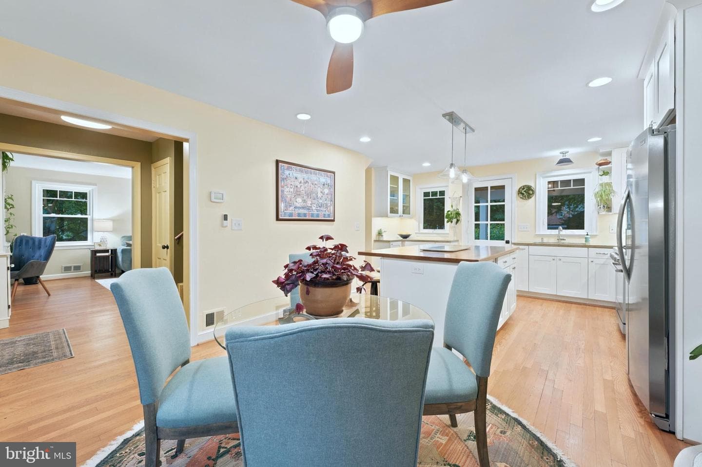 8902 Sudbury Road photo 18