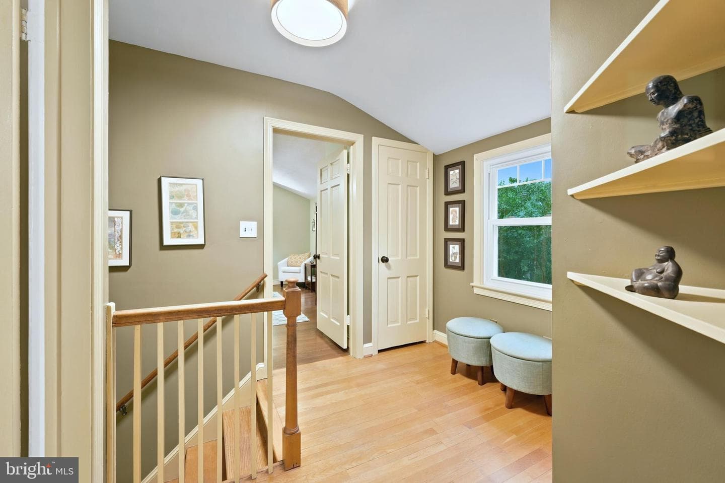 8902 Sudbury Road photo 24