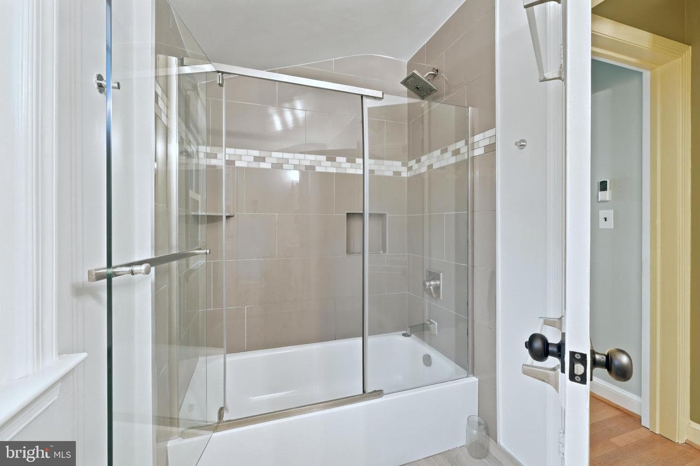 8902 Sudbury Road photo 39