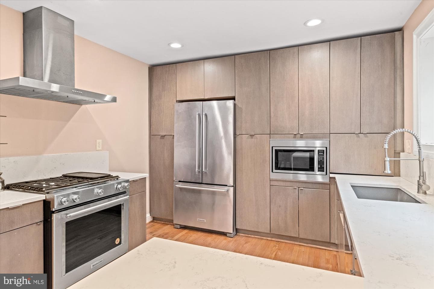 3202 Coquelin Terrace photo 5