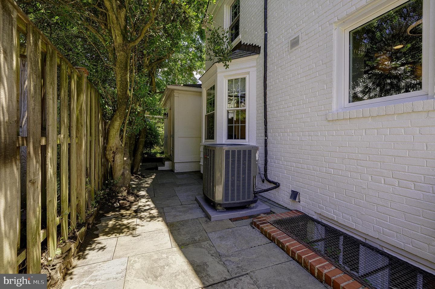 3905 Laird Place photo 44